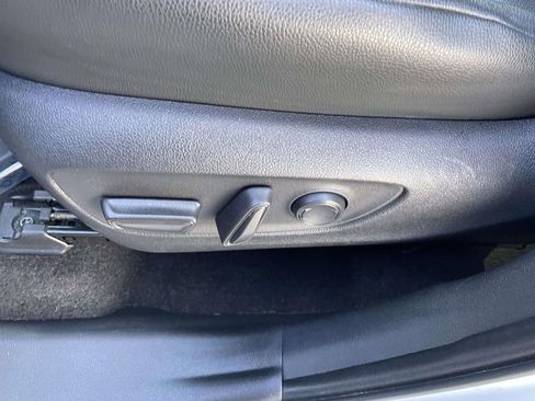 Used 2024 Toyota Grand Highlander XLE image 29