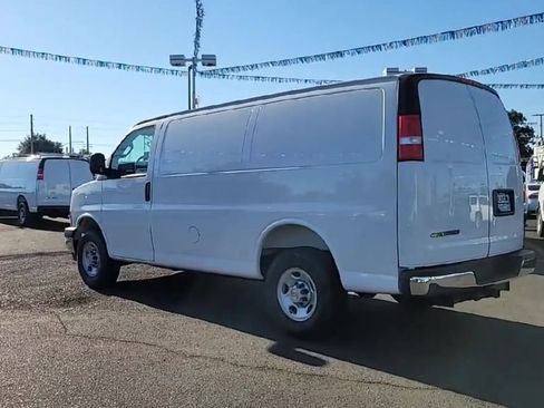 New 2025 Chevrolet Express 2500 w/ Driver Convenience Package image 6