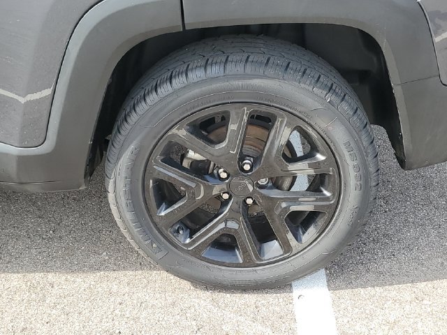 Used 2022 Jeep Renegade Altitude w/ Sun/Sound Group AWD/4WD image 35