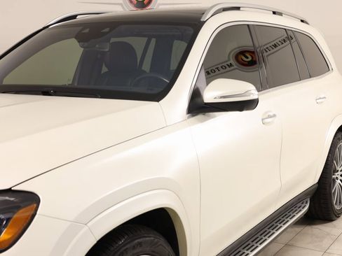 Used 2023 Mercedes-Benz GLS 580 4MATIC image 53
