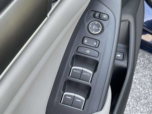 Used 2018 Honda Accord LX image 6
