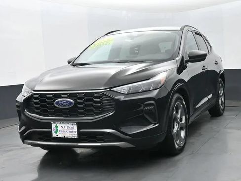 Used 2024 Ford Escape ST-Line FWD image 1