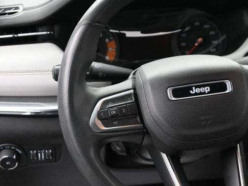 Used 2024 Jeep Compass Limited image 27