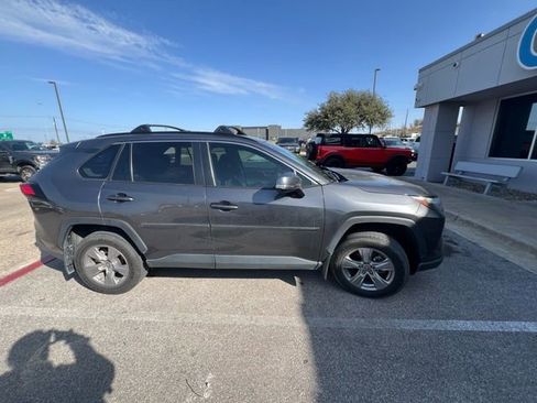 Used 2023 Toyota RAV4 XLE image 3
