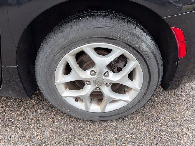 Used 2017 Chrysler Pacifica Touring Plus w/ Tire & Wheel Group FWD image 15