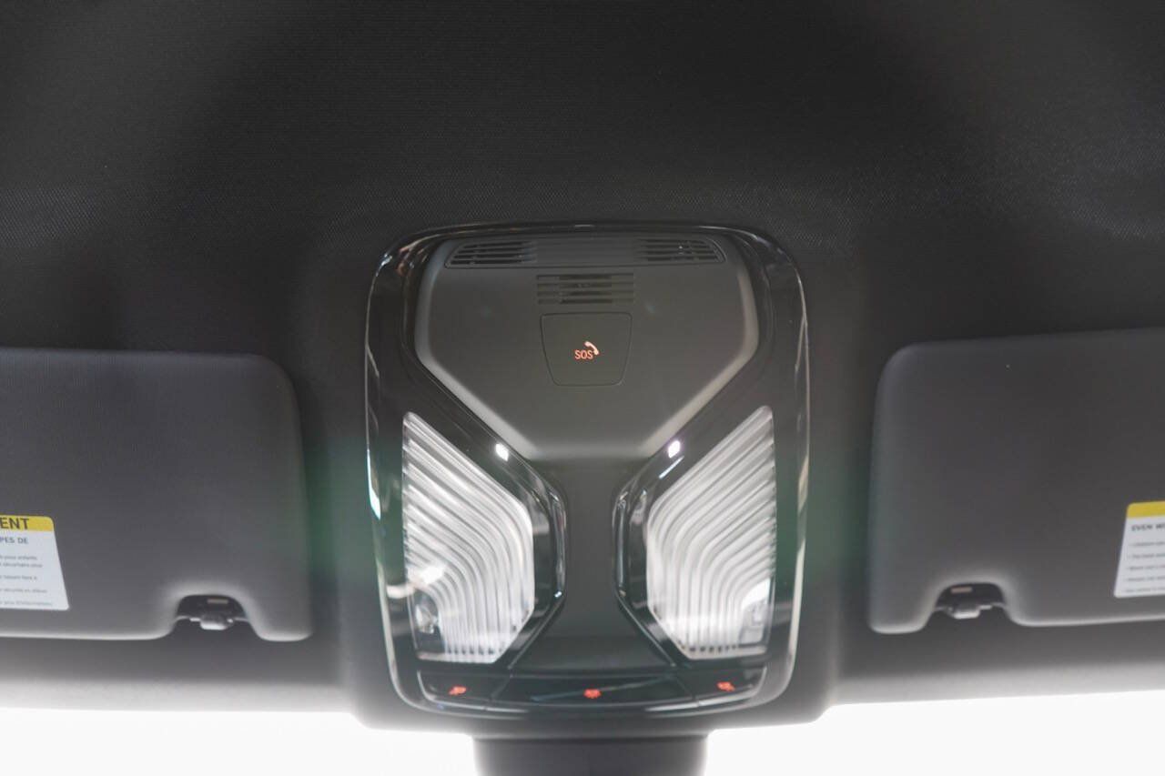 Used 2027 BMW M3 Competition AWD/4WD image 57