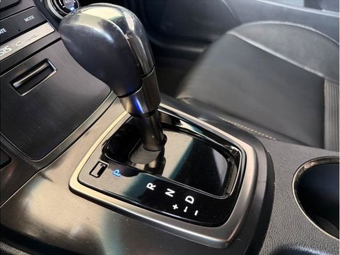Used 2013 Hyundai Genesis 3.8 RWD image 22
