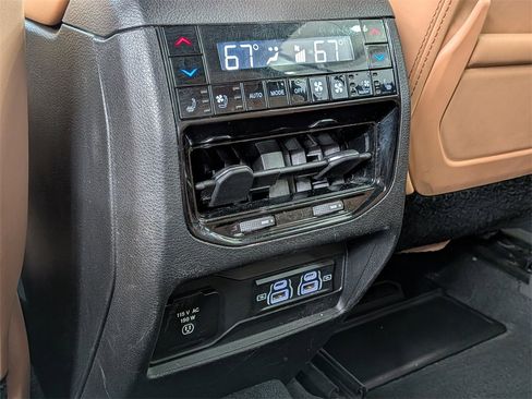 Used 2021 Jeep Grand Cherokee L Summit image 30