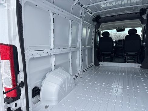 New 2026 RAM ProMaster 2500 w/ Cold Weather Group image 9