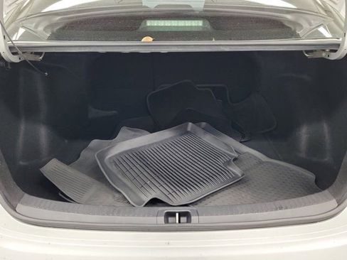 Used 2021 Toyota Corolla SE image 8