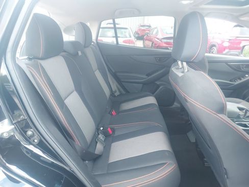 Used 2020 Subaru Crosstrek 2.0i Premium w/ Moonroof Package 2 AWD/4WD image 2