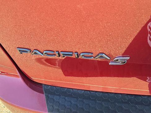 Used 2019 Chrysler Pacifica Limited w/ Advanced Safetytec Group image 32