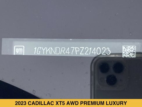Used 2023 Cadillac XT5 Premium Luxury AWD/4WD image 17
