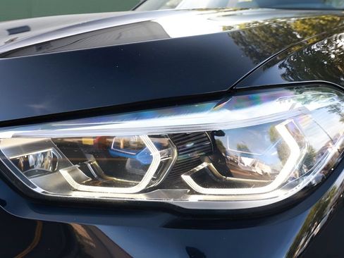 Used 2020 BMW X5 M Competition w/ Executive Package AWD/4WD image 37