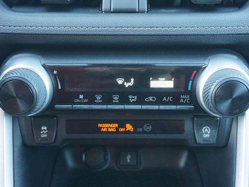 Certified 2022 Toyota RAV4 LE image 11