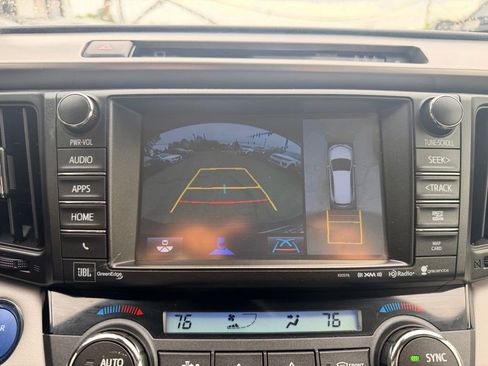 Used 2018 Toyota RAV4 Limited w/ Advanced Technology Package AWD/4WD image 27