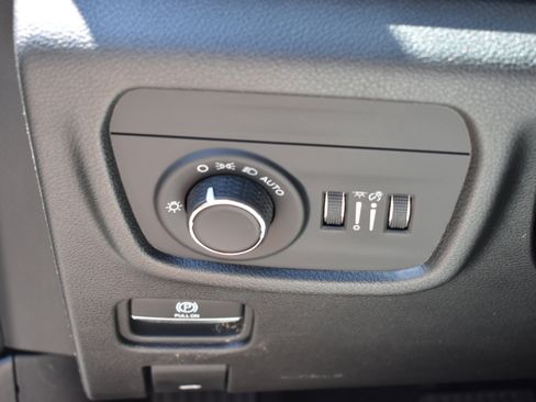 New 2026 Jeep Grand Cherokee Laredo X RWD image 16