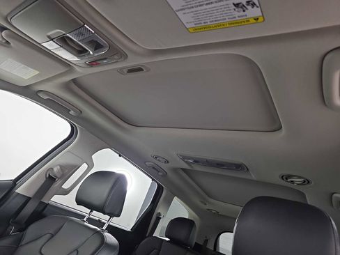 Used 2024 Kia Telluride SX w/ Towing Package image 48