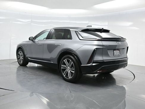 Used 2024 Cadillac Lyriq Luxury RWD image 6