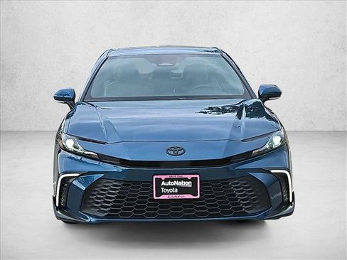 Used 2026 Toyota Camry SE w/ Convenience Package FWD image 2