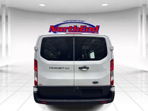Used 2024 Ford Transit 250 Low Roof w/ Exterior Upgrade Package RWD image 4