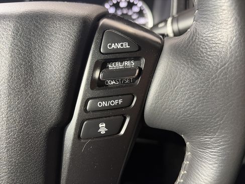 Used 2024 Nissan Frontier SV w/ SV Convenience Package AWD/4WD image 17