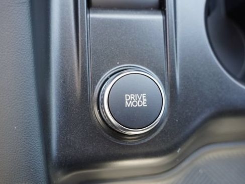 Used 2025 Ford Explorer ST-Line w/ ST-Line Street Pack AWD/4WD image 33