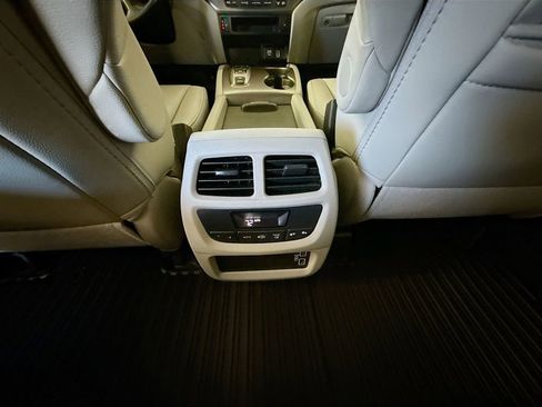 Used 2021 Honda Pilot Special Edition image 25