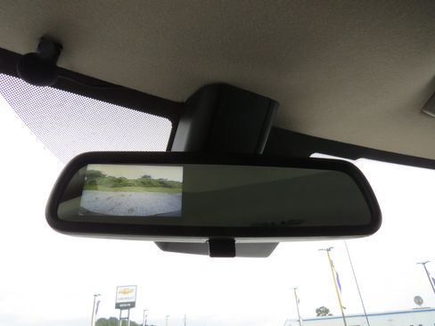 Used 2025 GMC Savana 3500 w/ Driver Convenience Package image 18