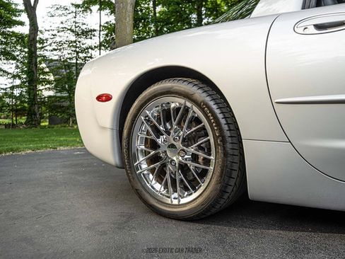 Used 1999 Chevrolet Corvette Coupe w/ Performance Handling Pkg RWD image 58