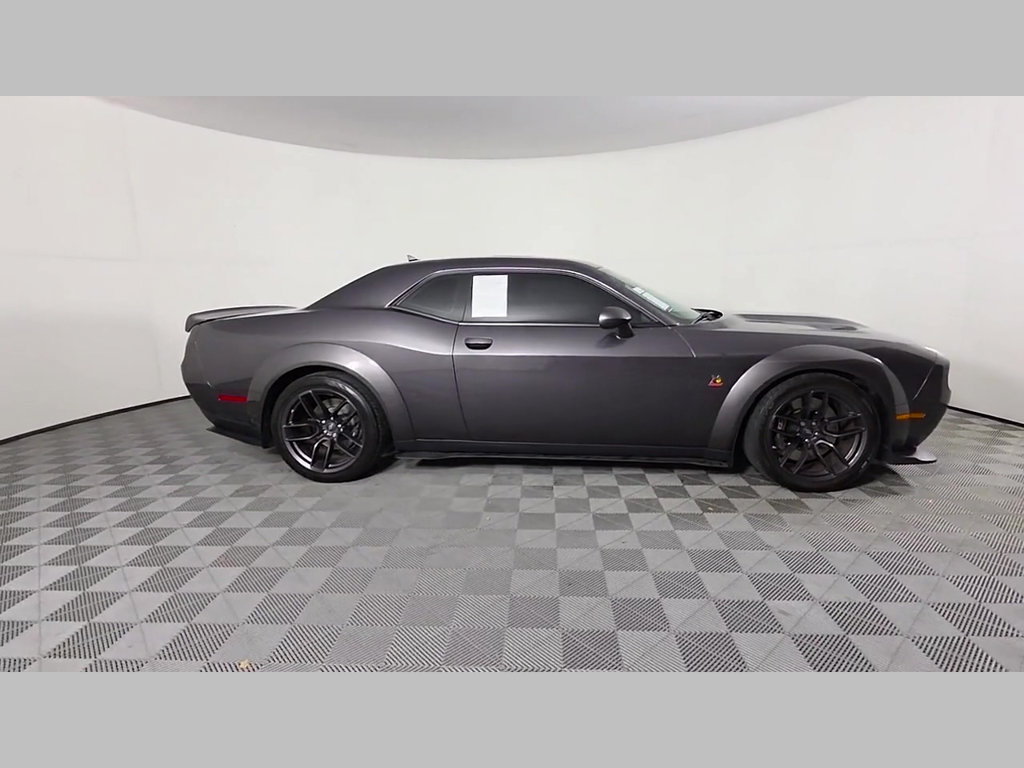 Used 2022 Dodge Challenger R/T Scat Pack RWD image 36