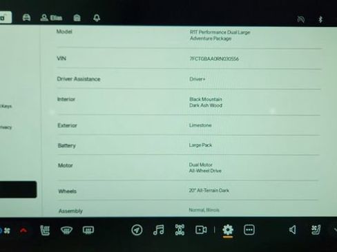 Used 2024 Rivian R1T Adventure image 41