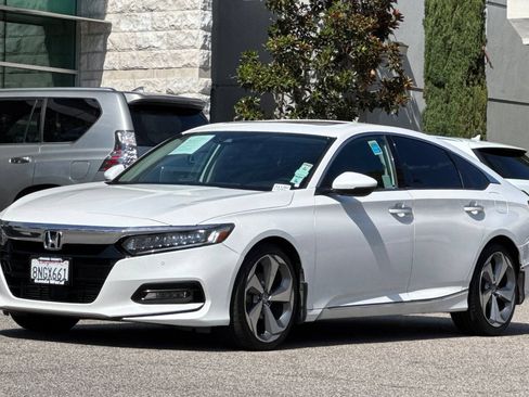 Certified 2020 Honda Accord Touring image 8