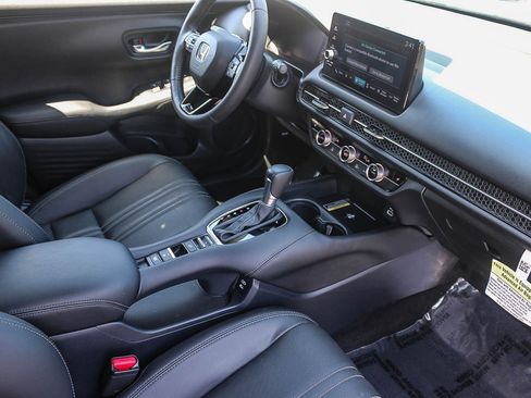 Used 2025 Honda HR-V EX-L image 17