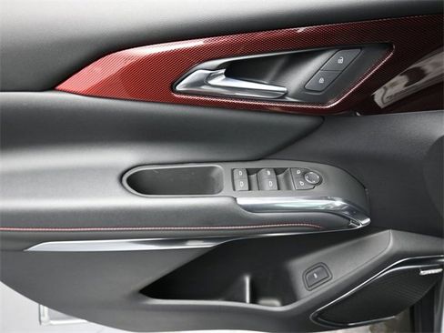 Certified 2024 Chevrolet Traverse Z71 w/ Enhanced Driving Package image 7