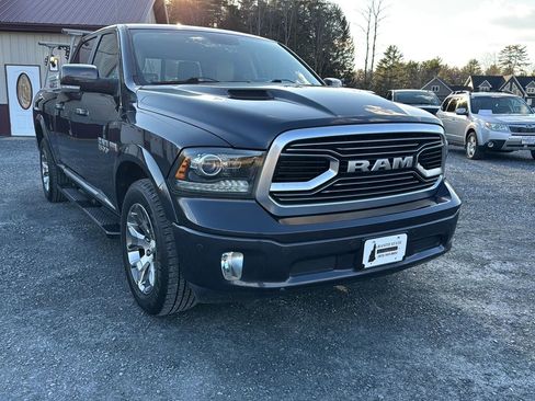 Used 2018 RAM 1500 Limited AWD/4WD image 3