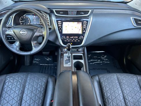 Used 2024 Nissan Murano Platinum w/ Cargo Package FWD image 3