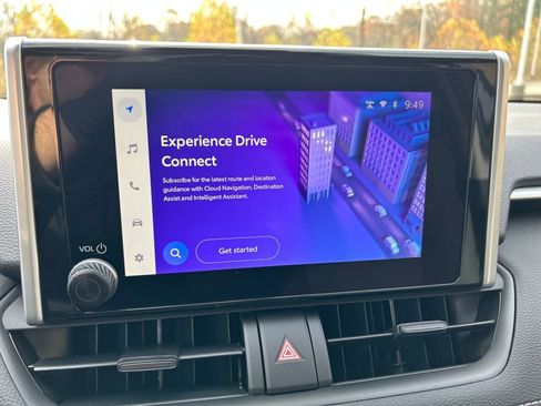 New 2025 Toyota RAV4 XLE image 13