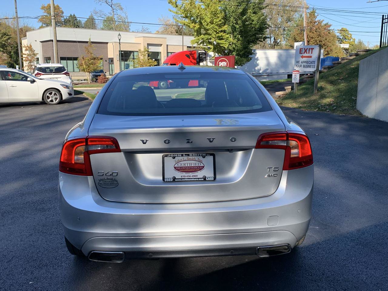 Used 2016 Volvo S60 T5 Premier AWD/4WD image 4