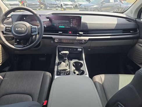 New 2026 Kia Carnival SX FWD image 13