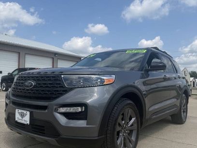 Used 2024 Ford Explorer XLT w/ Equipment Group 202A
