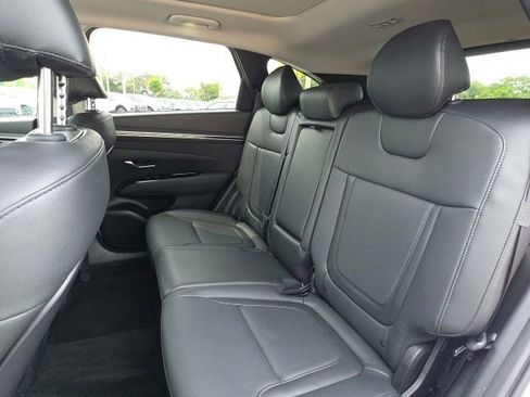 Certified 2024 Hyundai Tucson Limited FWD image 8