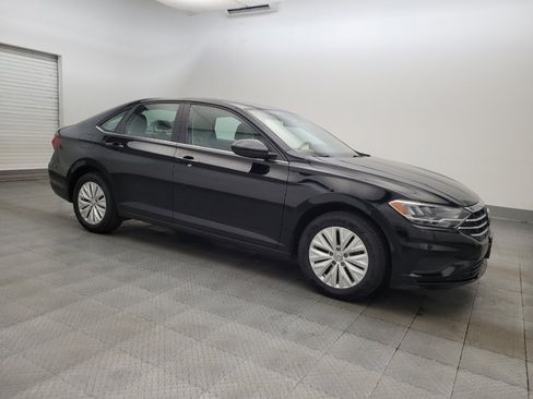 Used 2019 Volkswagen Jetta S image 11