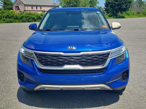 Used 2021 Kia Seltos S FWD image 2