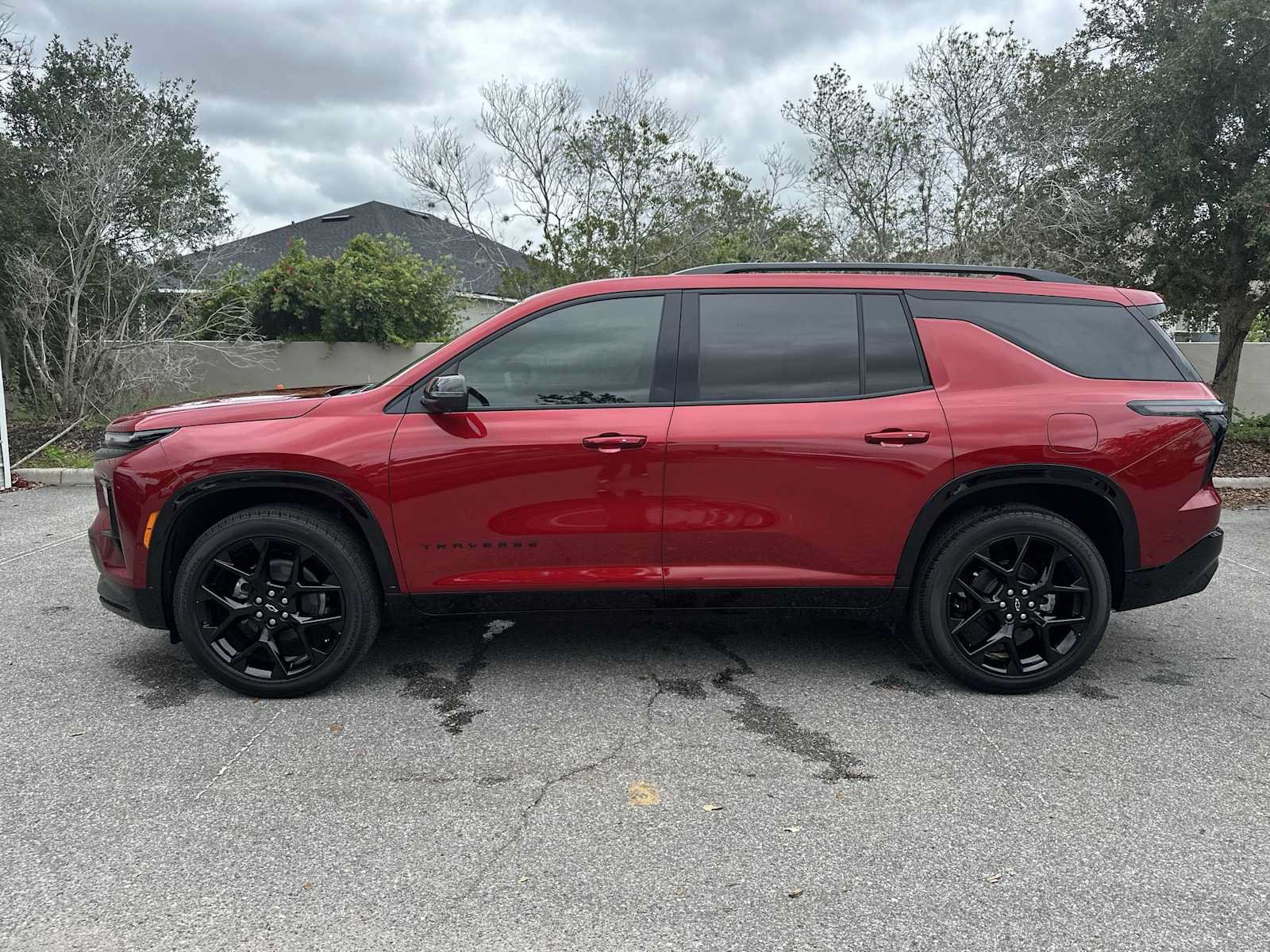 New 2026 Chevrolet Traverse RS FWD image 3