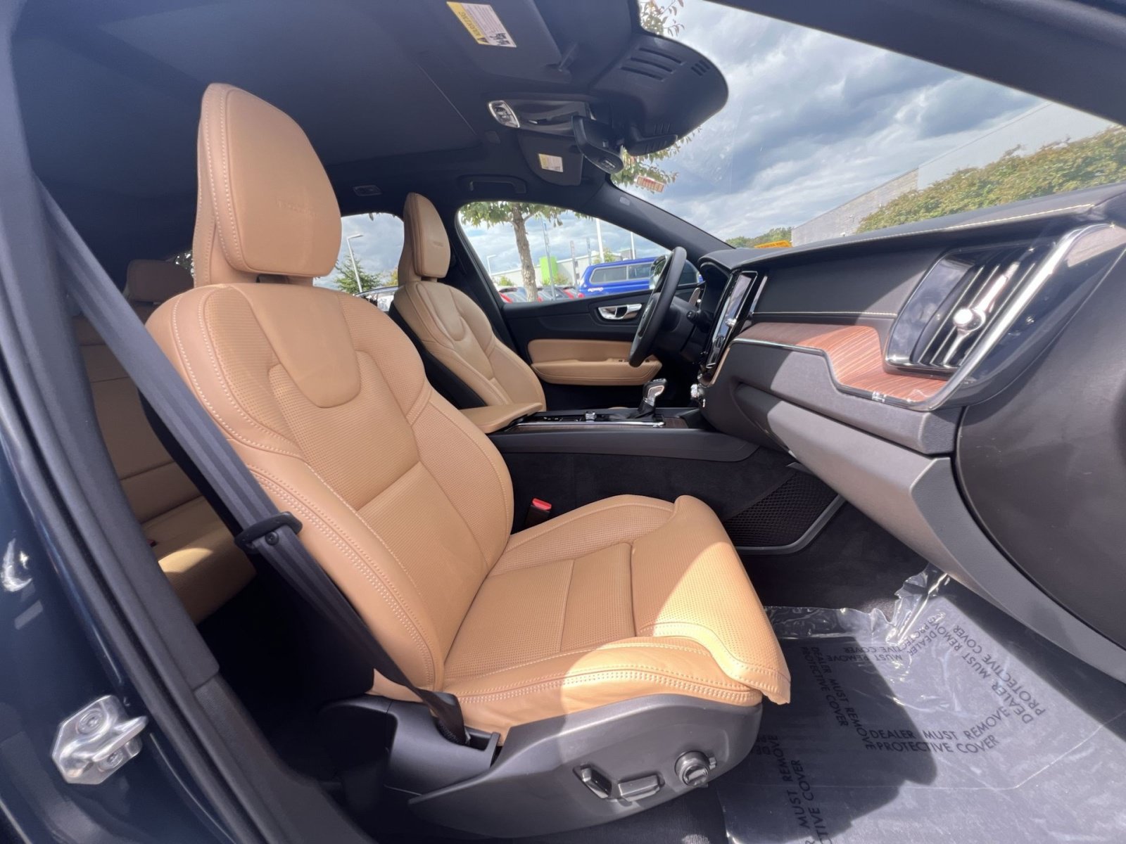 Used 2020 Volvo XC60 T5 Inscription w/ Protection Package Premier FWD image 35