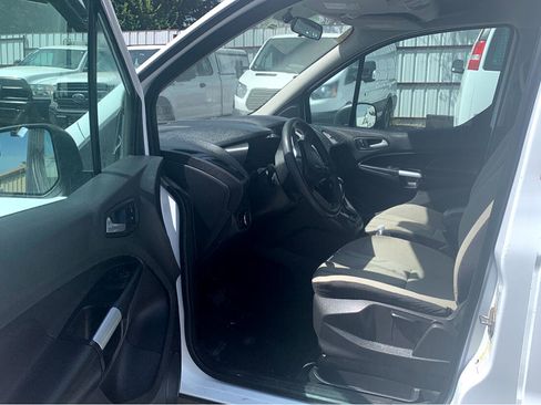 Used 2014 Ford Transit Connect XLT image 10