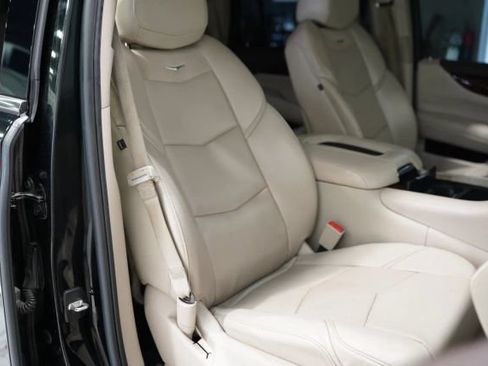 Used 2015 Cadillac Escalade Premium AWD/4WD image 62