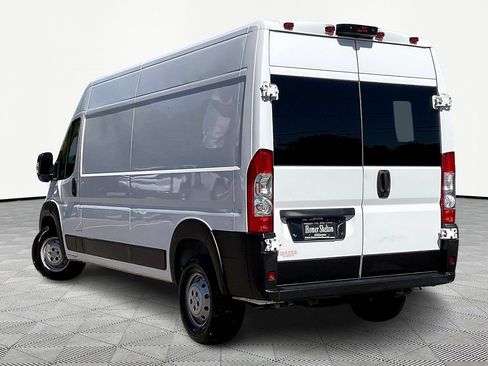 Used 2023 RAM ProMaster 2500 FWD image 9