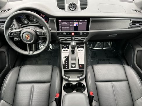 Certified 2025 Porsche Macan GTS AWD/4WD image 6